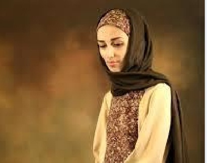 ابتکار زن مسیحی دردفاع ازحق حجاب مسلمان